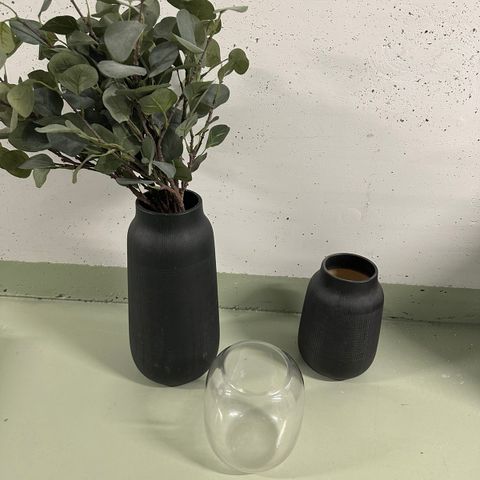 Fine vaser selges (2 stk solgt)