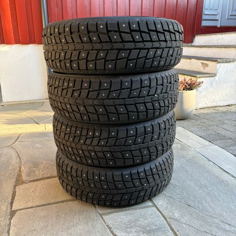 Dynamo Snow-H MWH03 225/60R18 100T. Piggdekk.