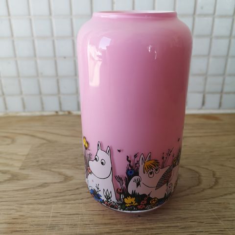 Mummitroll /mumin rosa glassvase