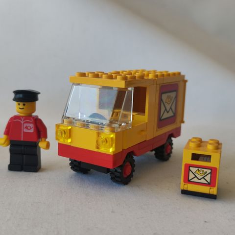 Post Office Van (6651) fra Lego Classic Town