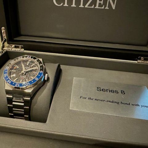 KNALLTØFF CITIZEN GMT - SERIE 8 (41 mm)