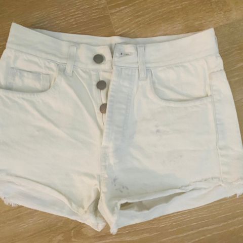 Deminshorts fra Brandy Melville