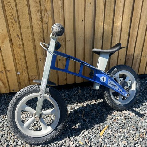 Balansesykkel fra Firstbike