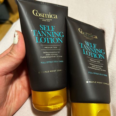 Selges to helt nye Cosmica Selftanning lotion for ansikt og kropp 150 ml