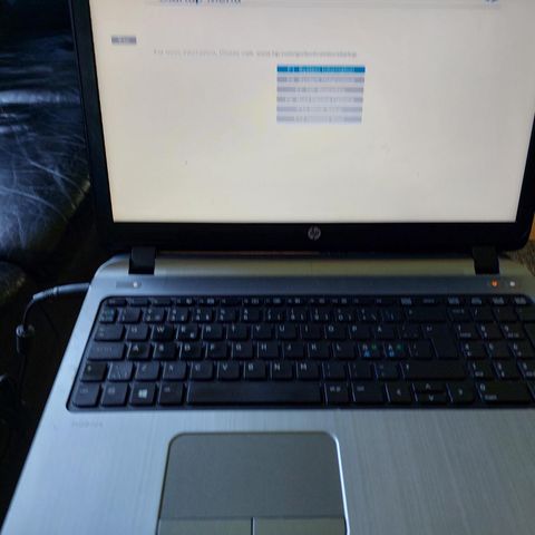 HP Probook 450 G2, 15.6", 4GB DDR3/uten HDD/uten lader, rep.objekt