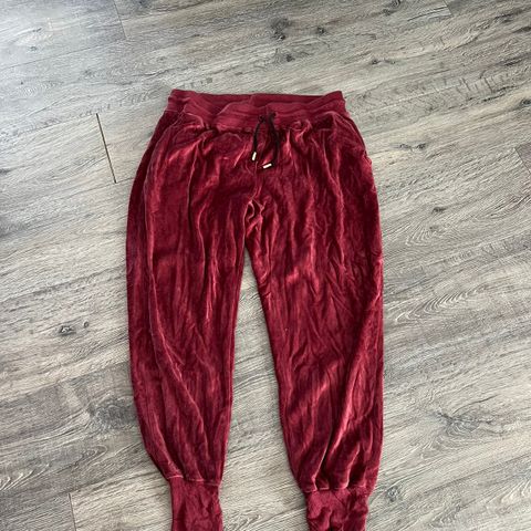 Joggebukse fra NoaNoa i velour