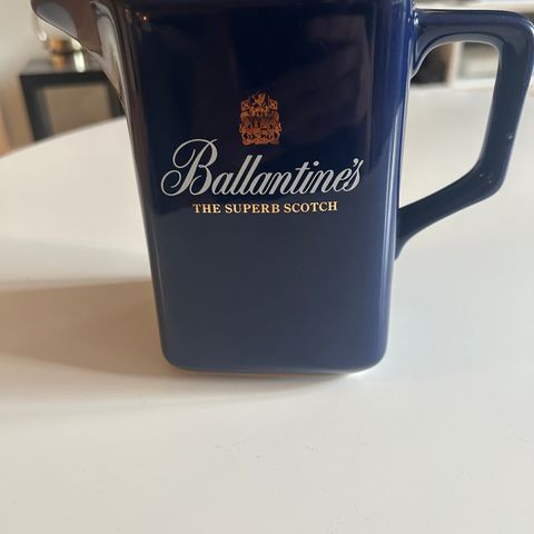 ballantines the superb scotch mug 0.75 L