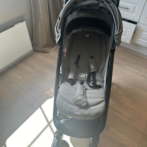 Joie Literax Pro Air Pushchair selges