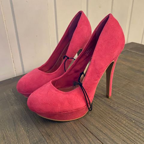 H&M Cerise semsket Pumps str.37