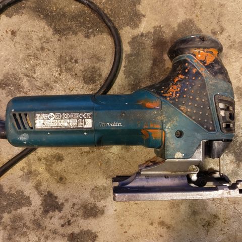 Makita 4351FCT stikksag