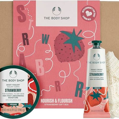 The Body Shop Nourish & Flourish strawberry gift box