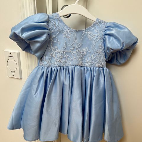 Nydelig blå kjole Str 86/92