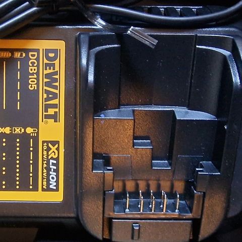 Dewalt Slagskrutrekker DCF 787