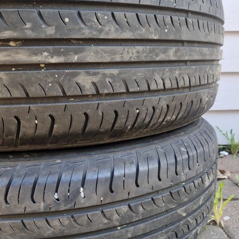 225/60R17 Hankook sommerdekk