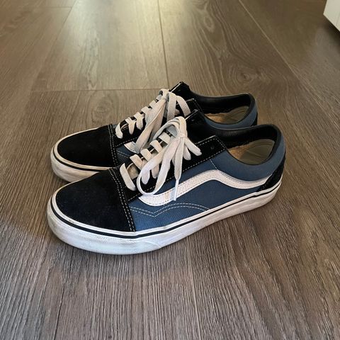 Vans sko svart og blå størrelse 38.5