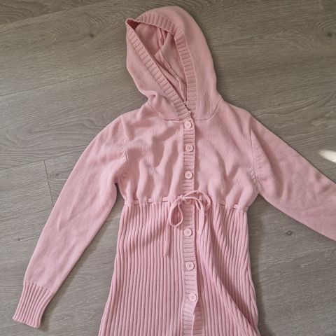 Nydelig rosa cardigan/" strikket" jakke