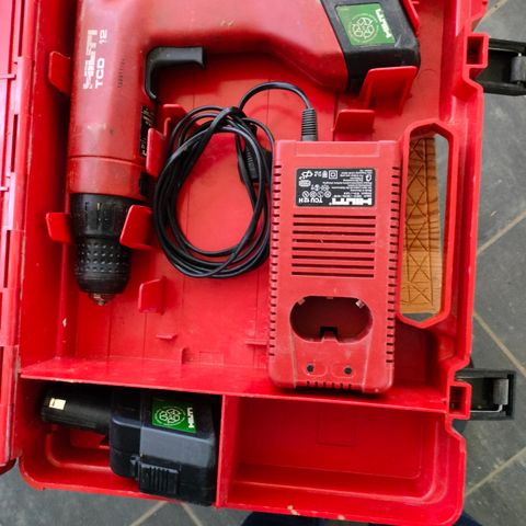 Hilti Oppladbar drill