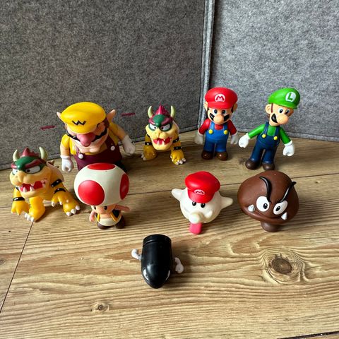 9 stk Super Mario figurer (Nintendo)