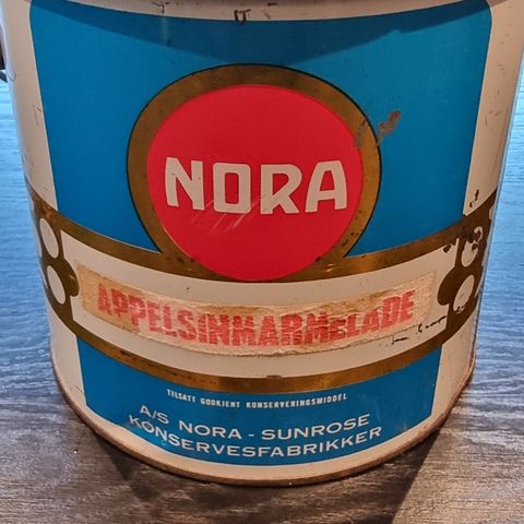 Gammel Nora Appelsinmarmelade boks