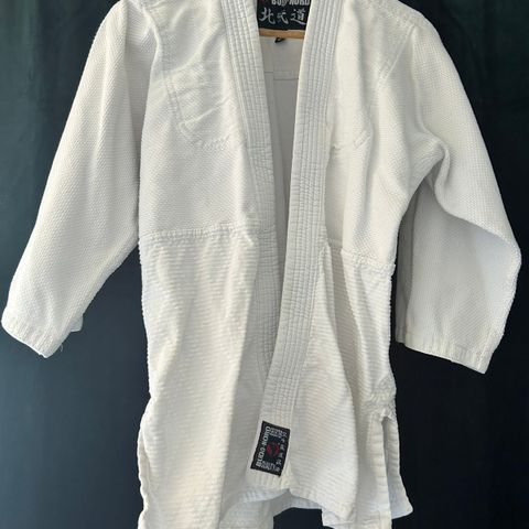 Kumitedrakt til Judo / Jujutsu/ Aikido/ Karate str. 160 cm inkl. to belter