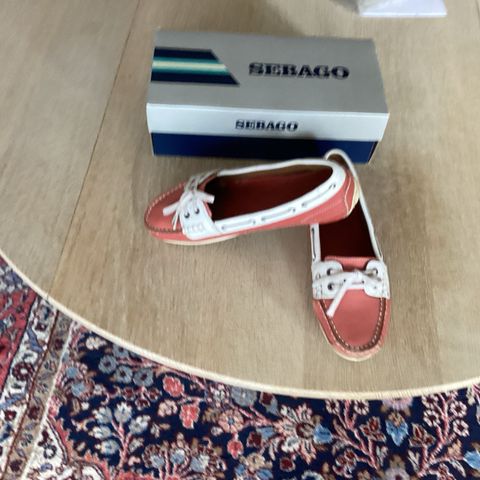 DAMESKO “ SEBAGO” Str. 38