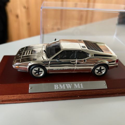 BMW M1 modellbil