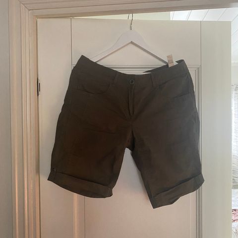 SOMMER SHORTS