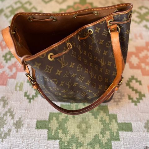 Louis vuitton petit noe