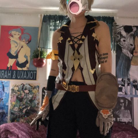 Bennett (Genshin Impact) cosplay