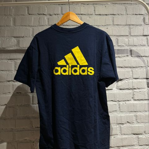 Vintage Adidas T-Skjorte (Medium)