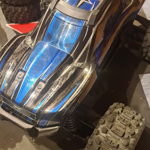 Traxxas X-maxx