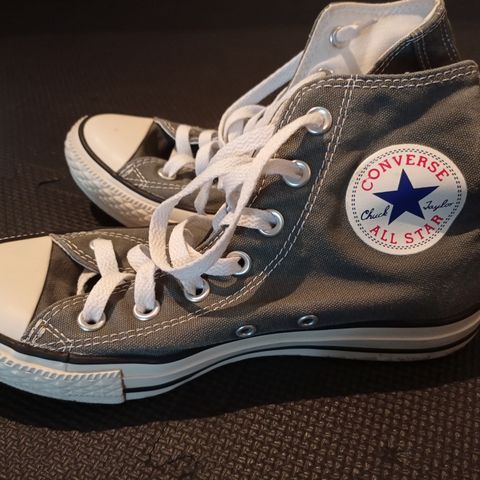 Converse str37,5