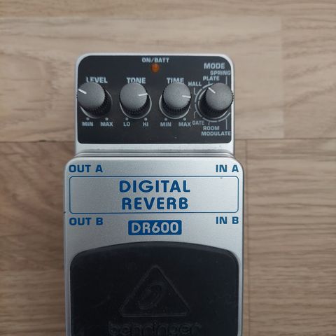 Digital reverb dr600 behringer