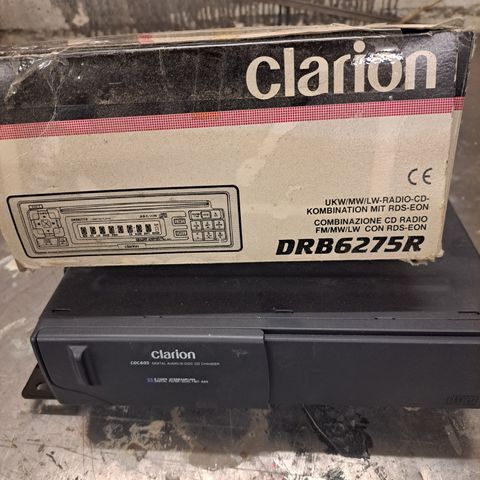 Clarion DRB 6275 R cd spiller, og CDC 605 cd skifter.