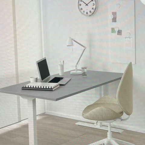 Kontor/PC-bord fra IKEA