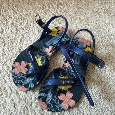 Ipanema summer girls shoes size 25/26