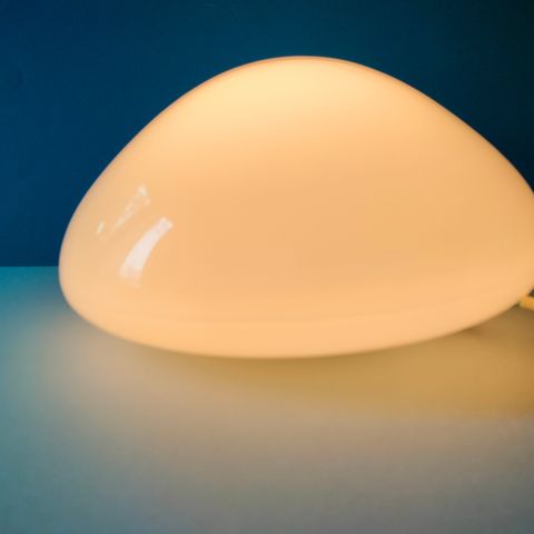 Art deco taklampe/plafond.Wilhelm Wagenfeld nr 961.25cm i diameter.Opaline