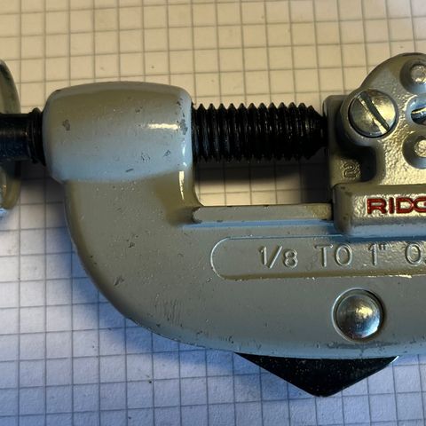 Rørkutter Ridgid 1/8-1’’ med 10 ekstra kutte hjul