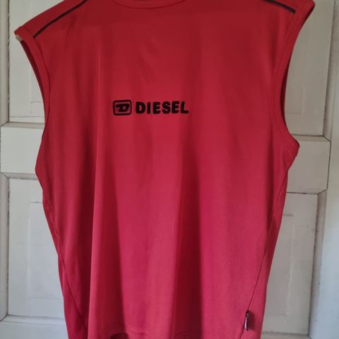 Diesel, lett trøye/ vest, rød, str XS