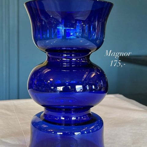 Vintage vase Magnor