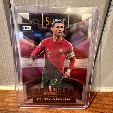 Cristiano Ronaldo Panini Select Equalizers fotballkort