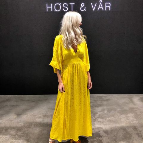 Høst og Vår Tao dress yellow ØNSKES KJØPT