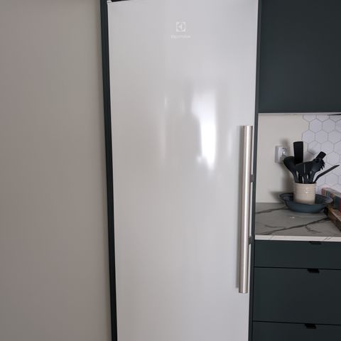 Kjøleskap Electrolux LRC6ME36W (hvit) Spar 8000kr!