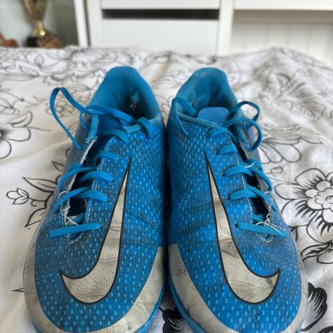 Nike Fotballsko strl: 38