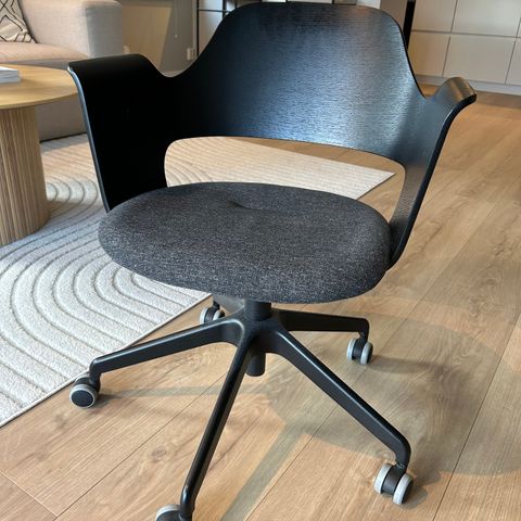 Kontor-/konferansestol fra IKEA