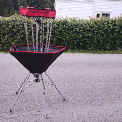 Frisbeegolf kurv og 3 discer til leie