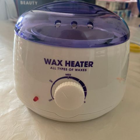 Wax heater