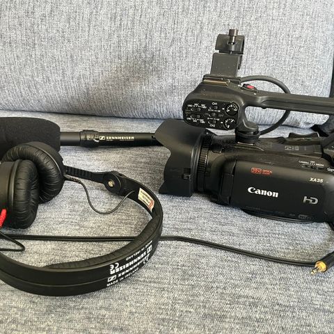 Lite brukt Canon videokamera XA35 med Sennheiser mikrofon og headset