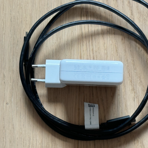 Apple 140W USB-C Lader med høy kapasitet USB-C kabel