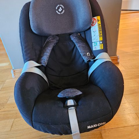 Bilstoler : Maxi-Cosi Rock og Pearl + Isofix base